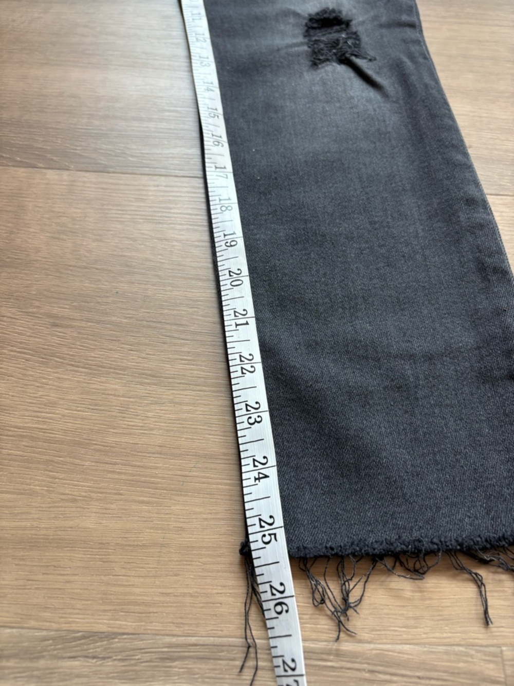 Re/Done Washed Black High-Rise Distressed Straight Jeans- size 28 - Picture 8 of 9